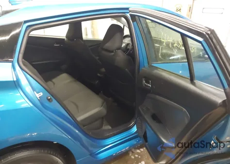 2019 Toyota Prius Le z USA, uszkodzony, nr VIN JTDL9RFU5K3011773